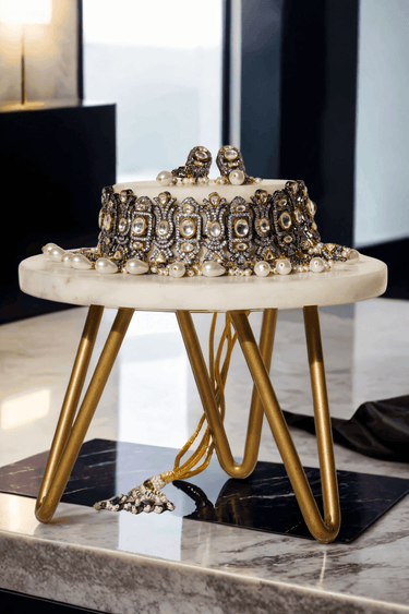 Esha Kundan Choker Set Display