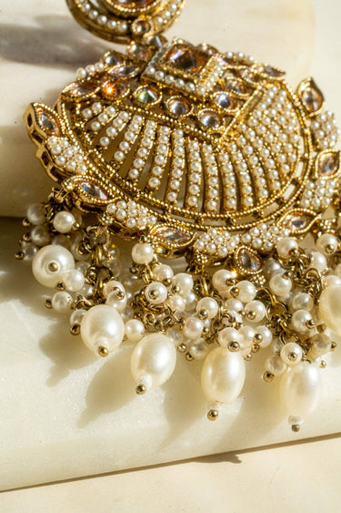 Rehnuma – Mehendi Gold Chandbali Earrings & Tikka Set