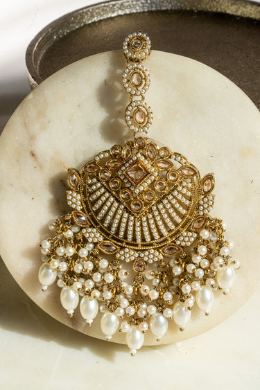 Rehnuma – Mehendi Gold Chandbali Earrings & Tikka Set