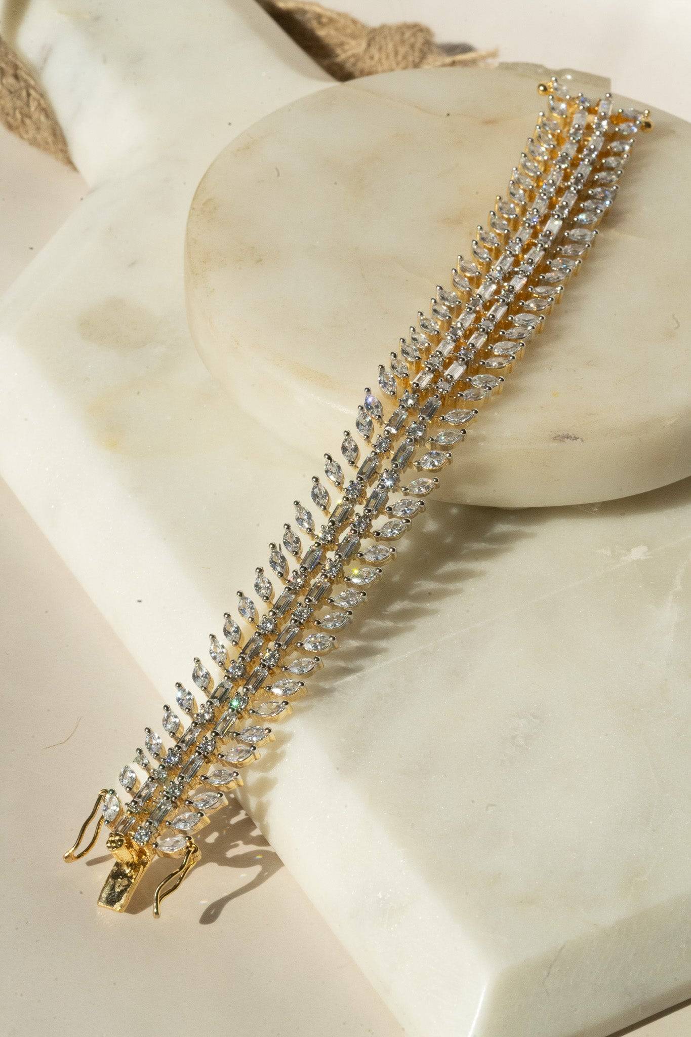 Ariana – Diamante AD Stone Bangle Bracelet