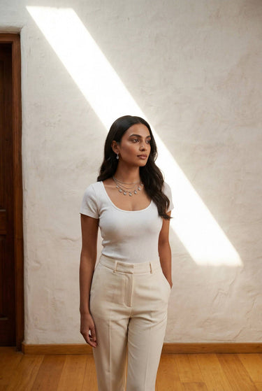 A high-angle cropped view focusing on the Sania minimal kundan and moissanite stone choker set, highlighting the soft sparkle of the American Diamond halos.