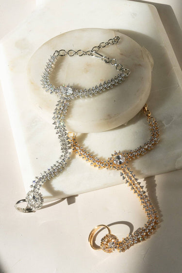 Nayla statement haathphool - hand chain bracelet in gold or rhodium plating with adjustable ring