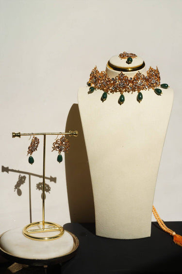 Elegant Jewelry Set with Green Accents