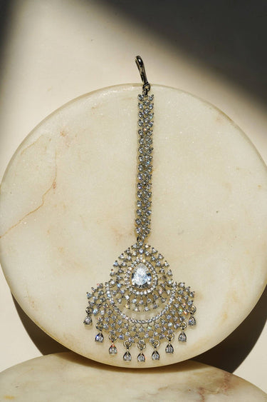 Anya Statement AD Maang Tikka with sparkling stones