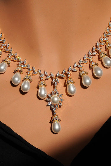Detailed view of Saffina Pearl & Diamante Necklace Set