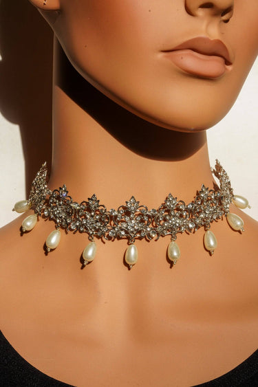 Rubina Filigree Choker Necklace showcased on mannequin