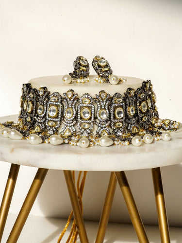 Esha Kundan Choker Set with Pearls