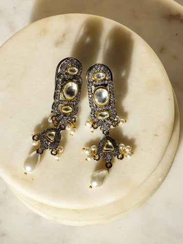 Esha Kundan Earrings with Pearls
