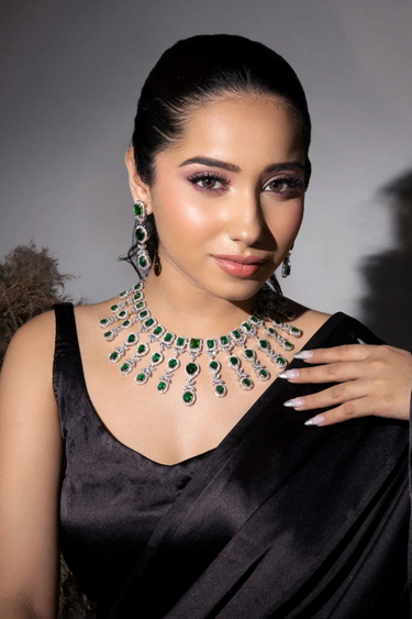 Roop AD Necklace Set from Inaury.com in gold and green