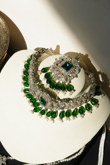 Sana – Embellished Choker Necklace Set with Maang Tikka