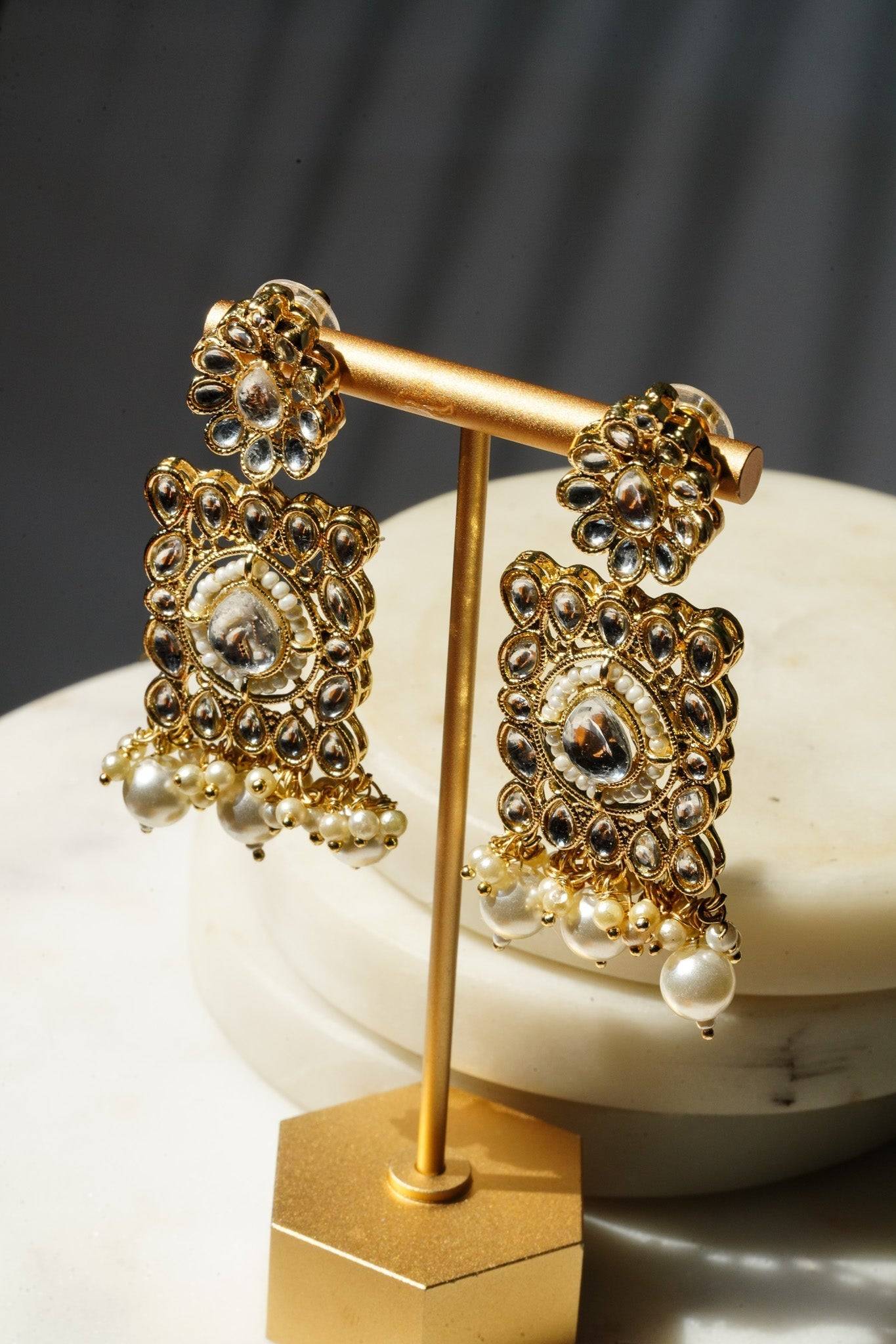 Alisha - Kundan Choker Necklace Set With Matching Tikka and Earrings Choker Necklace Set from Inaury