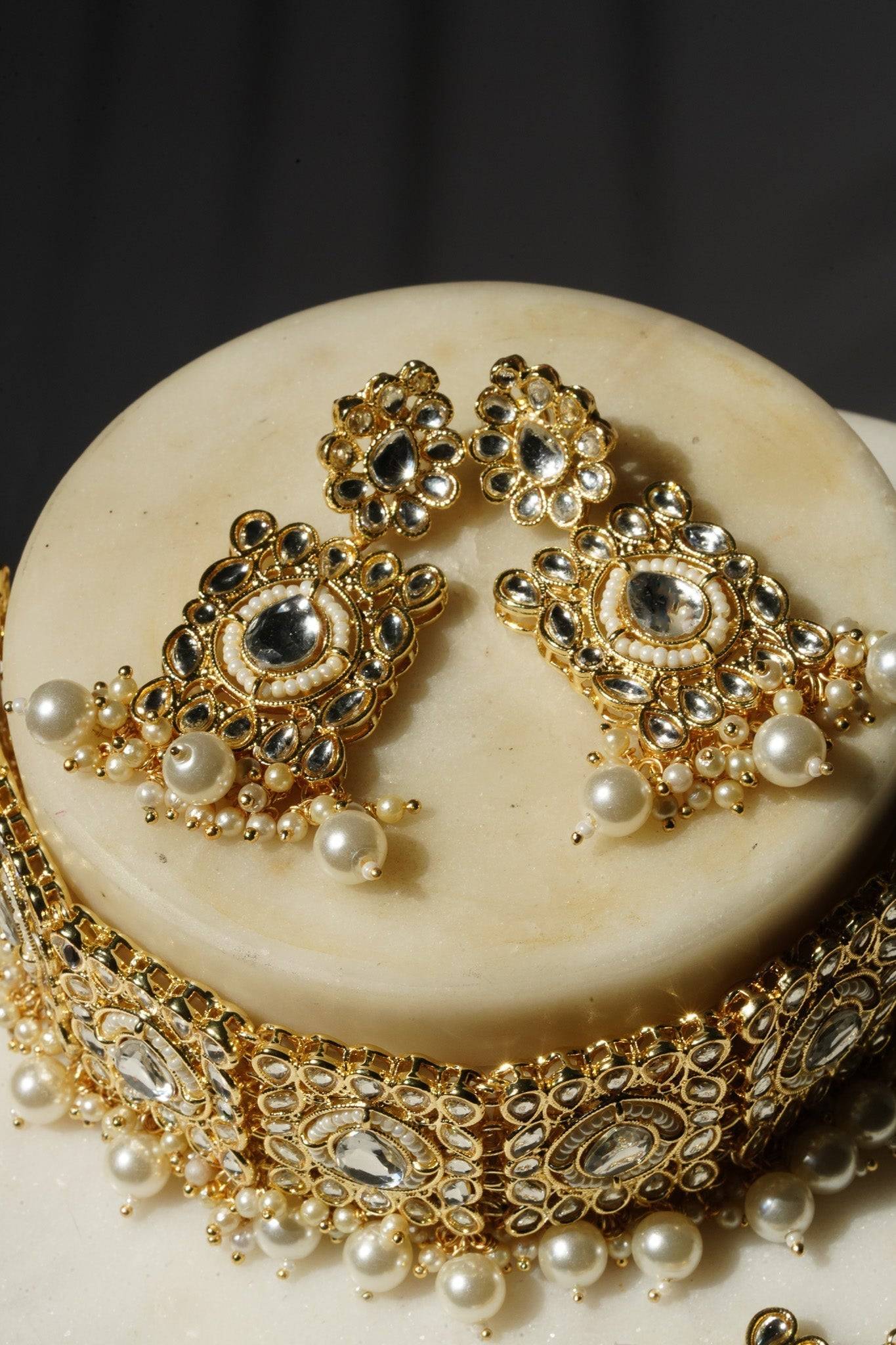 Alisha - Kundan Choker Necklace Set With Matching Tikka and Earrings Choker Necklace Set from Inaury