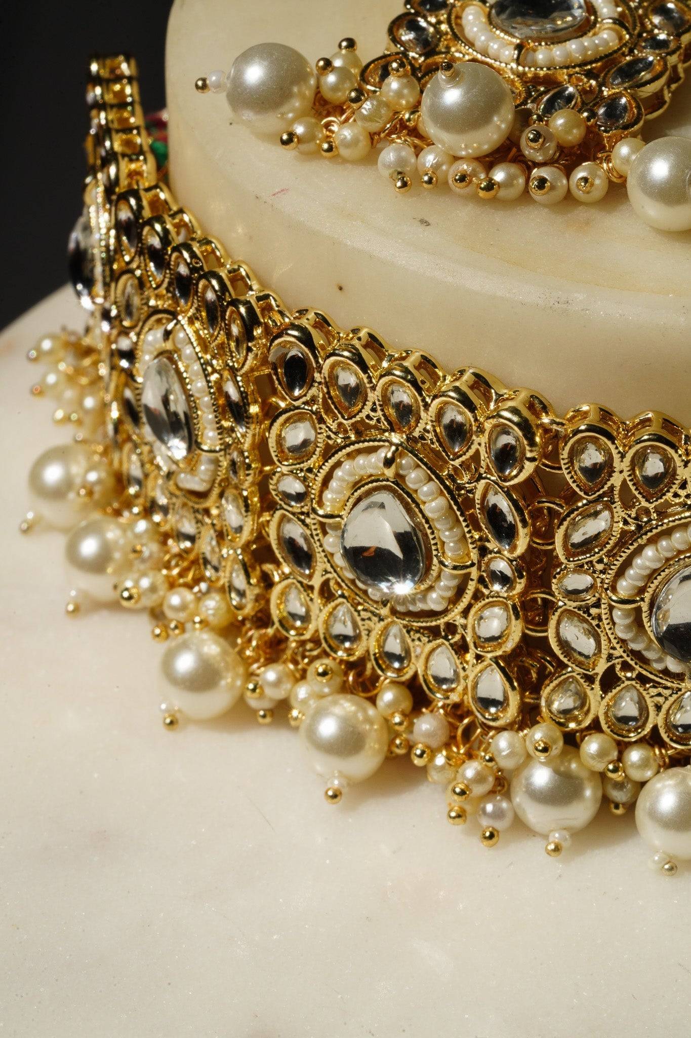 Alisha - Kundan Choker Necklace Set With Matching Tikka and Earrings Choker Necklace Set from Inaury