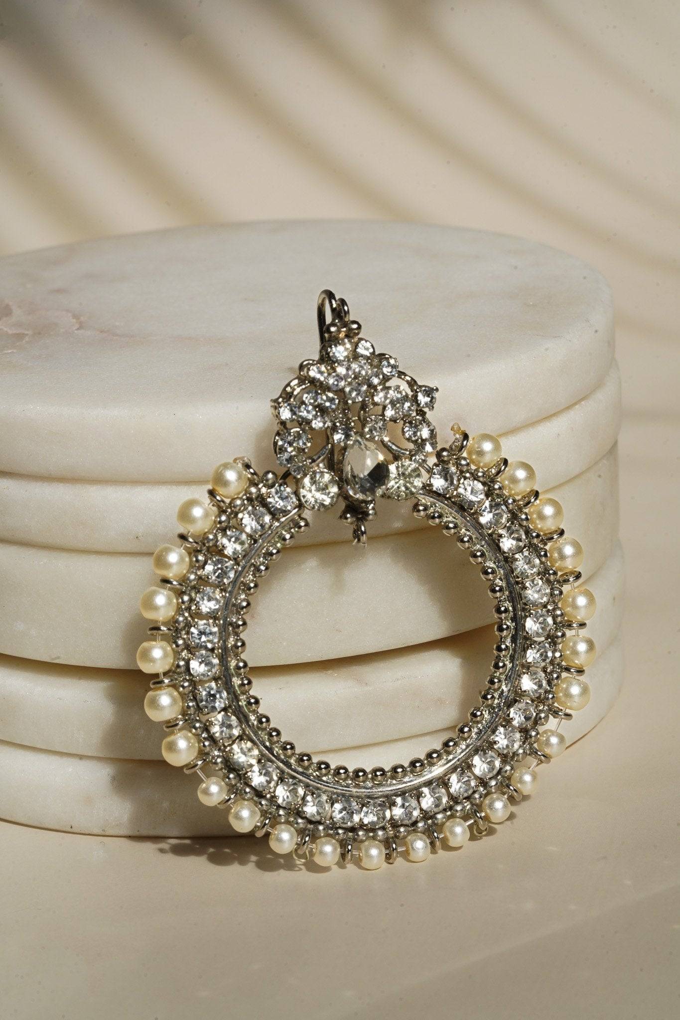 Emma Round Chandbali Earrings and Maang Tikka Set - Pakistani Jewelry