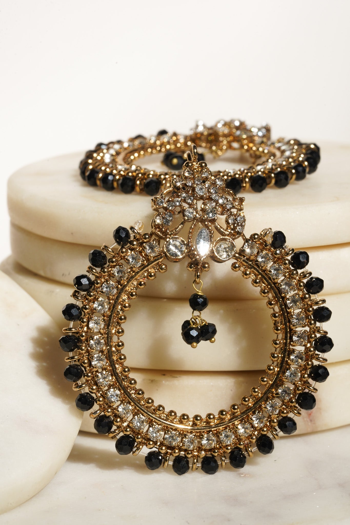 Emma Round Chandbali Earrings and Maang Tikka Set - Pakistani Jewelry