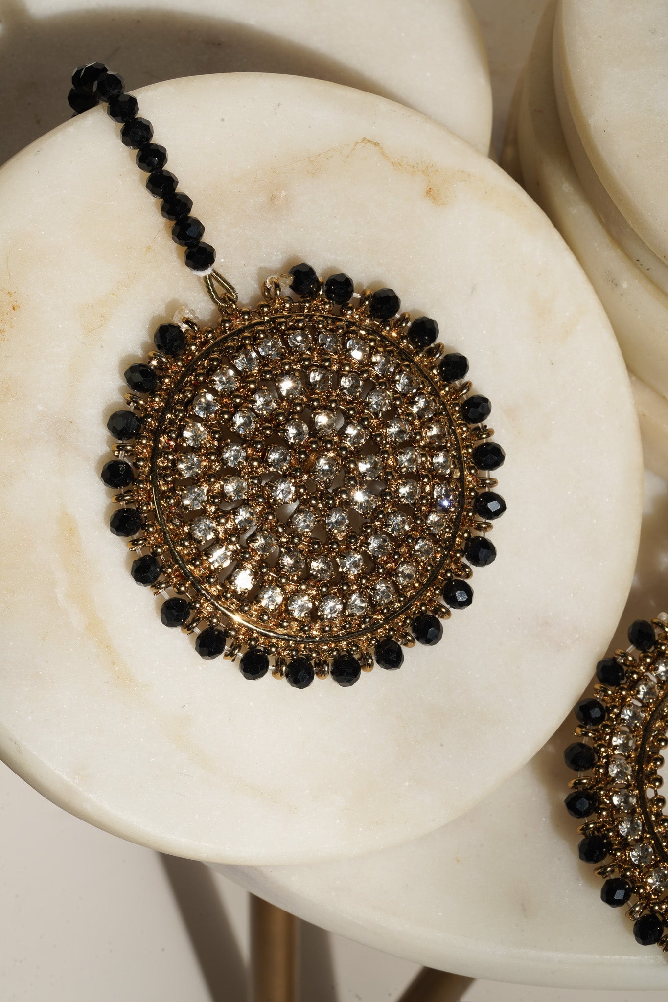 Emma Round Chandbali Earrings and Maang Tikka Set - Pakistani Jewelry