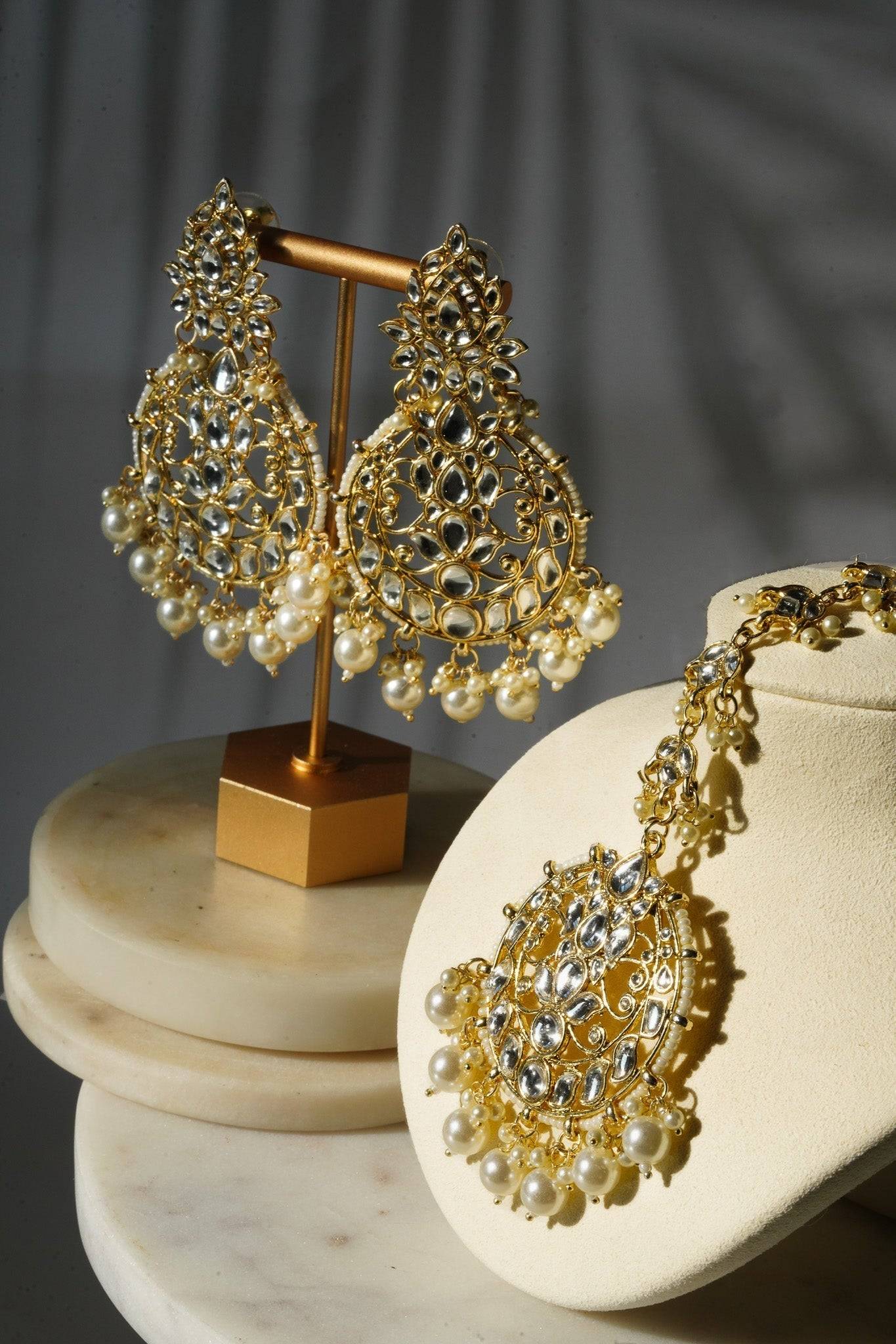 Kona - Kundan Earring & Tikka Set Earrings & Tikka Set from Inaury