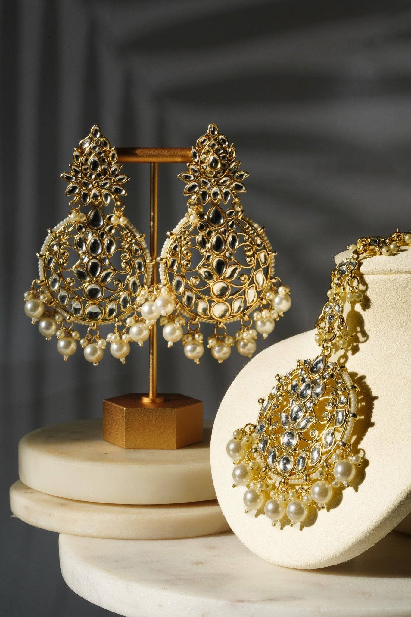 Kona - Kundan Earring & Tikka Set Earrings & Tikka Set from Inaury