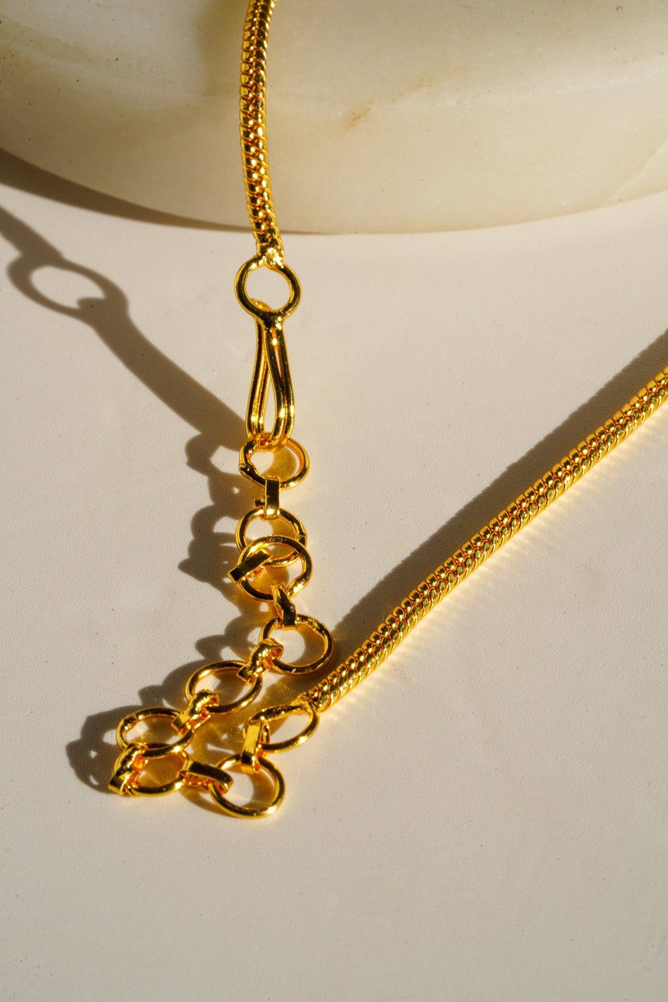 Oishi - Classic Necklace Set With Top Earrings Classic Necklace Set from Inaury