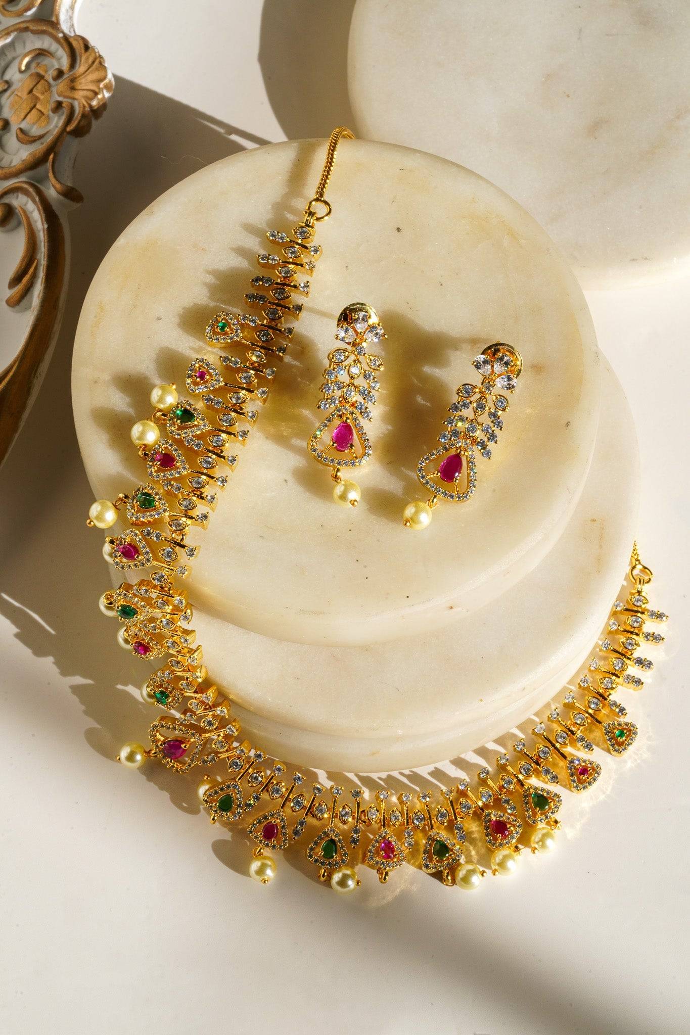 Oishi - Classic Necklace Set With Top Earrings Classic Necklace Set from Inaury