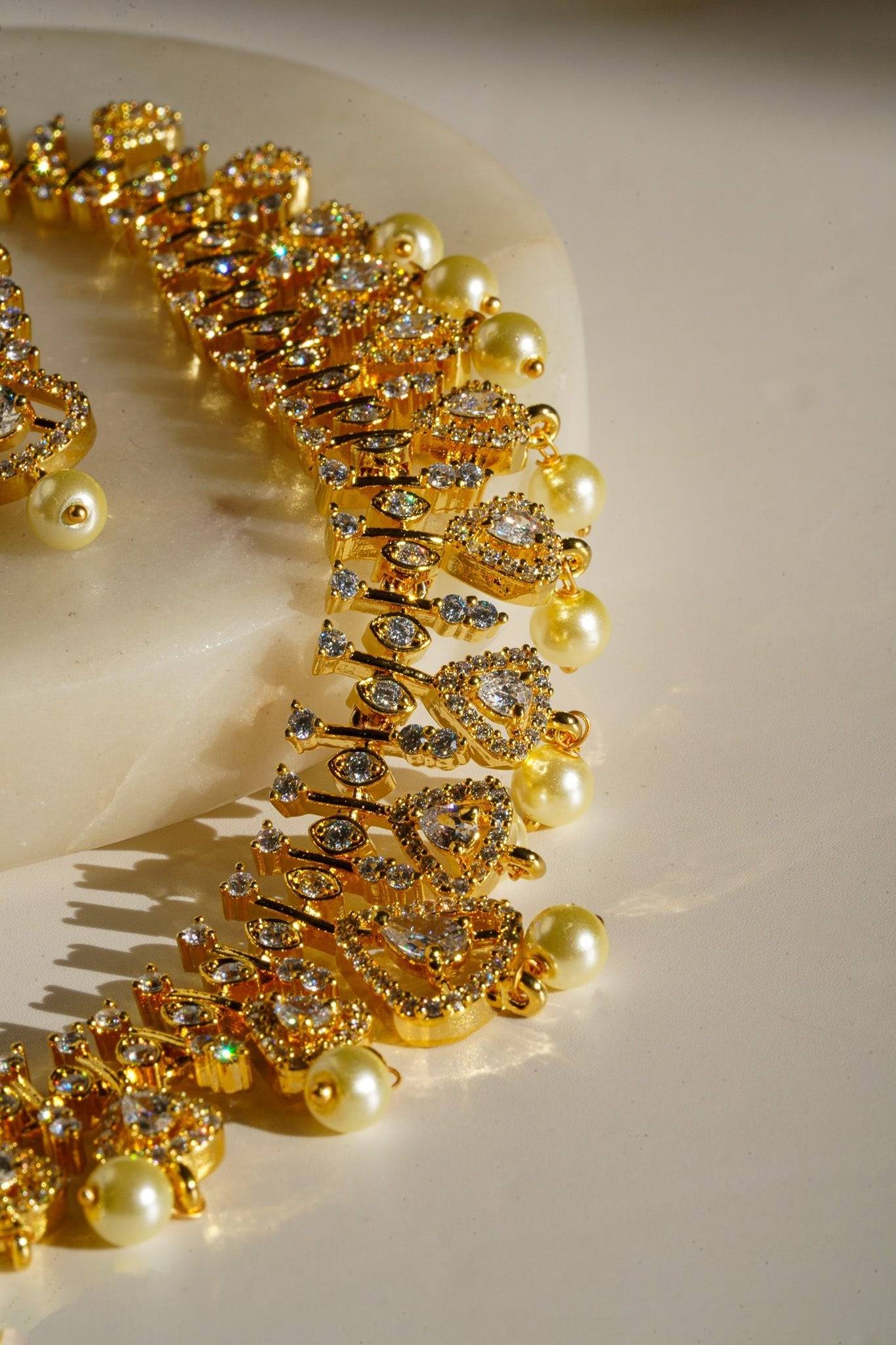 Oishi - Classic Necklace Set With Top Earrings Classic Necklace Set from Inaury