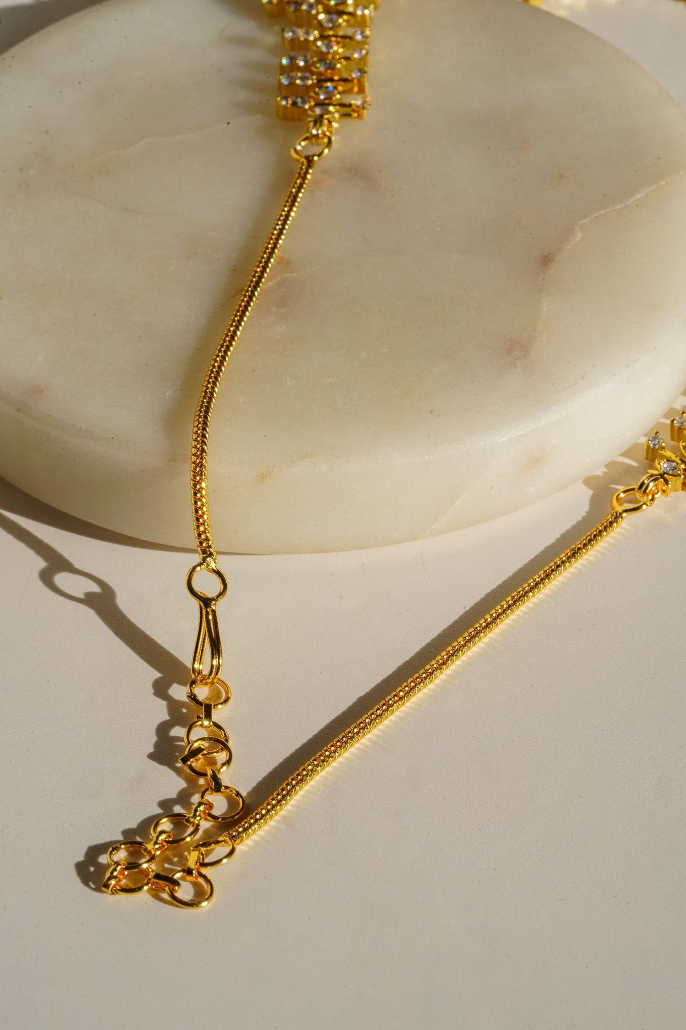 Oishi - Classic Necklace Set With Top Earrings Classic Necklace Set from Inaury