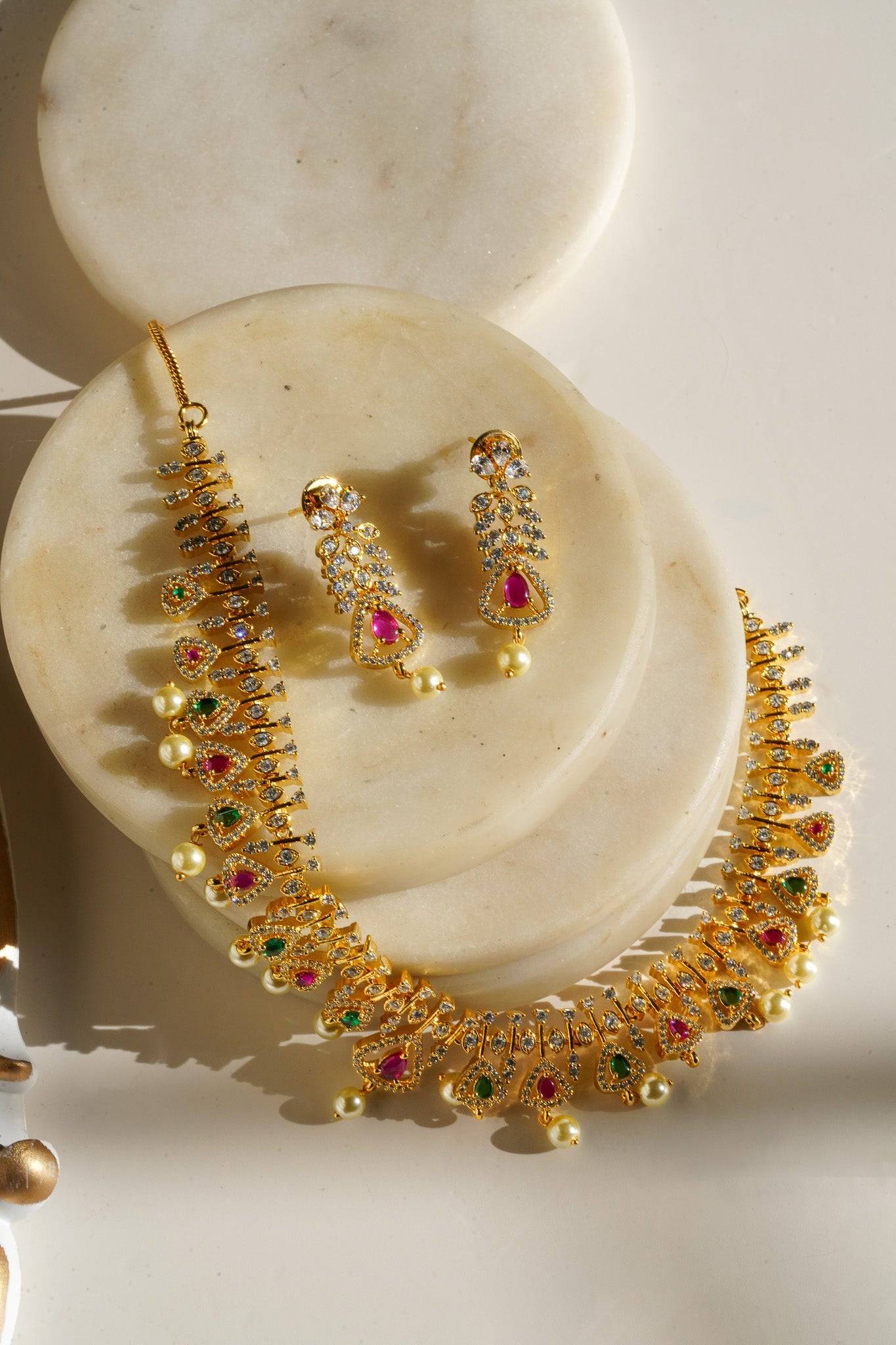 Oishi - Classic Necklace Set With Top Earrings Classic Necklace Set from Inaury