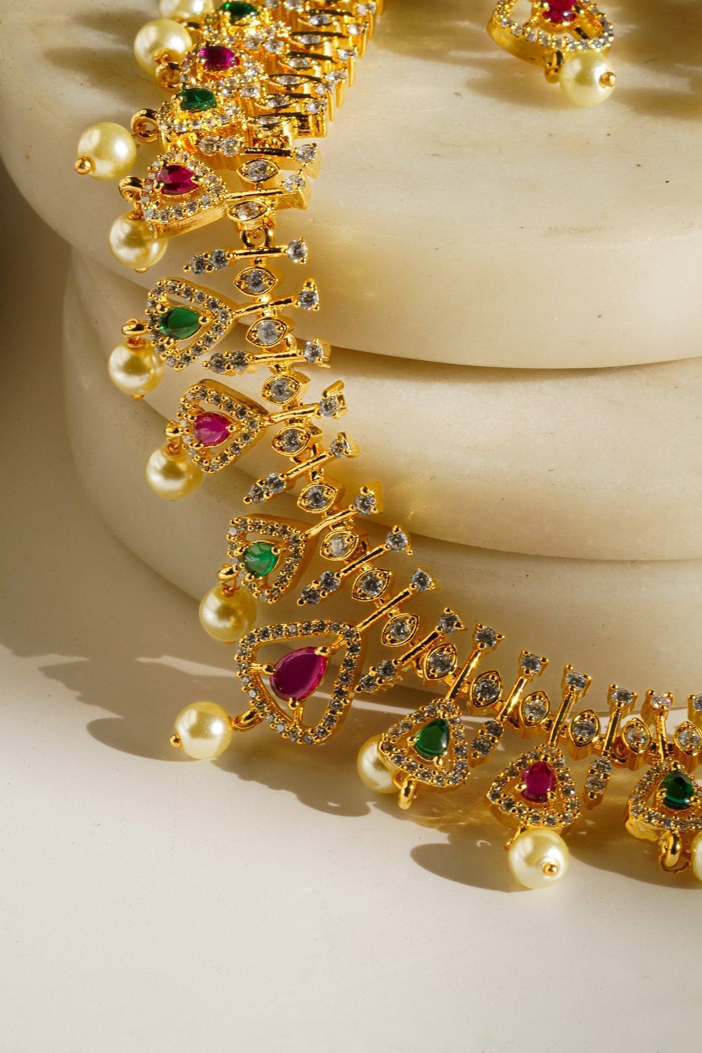 Oishi - Classic Necklace Set With Top Earrings Classic Necklace Set from Inaury