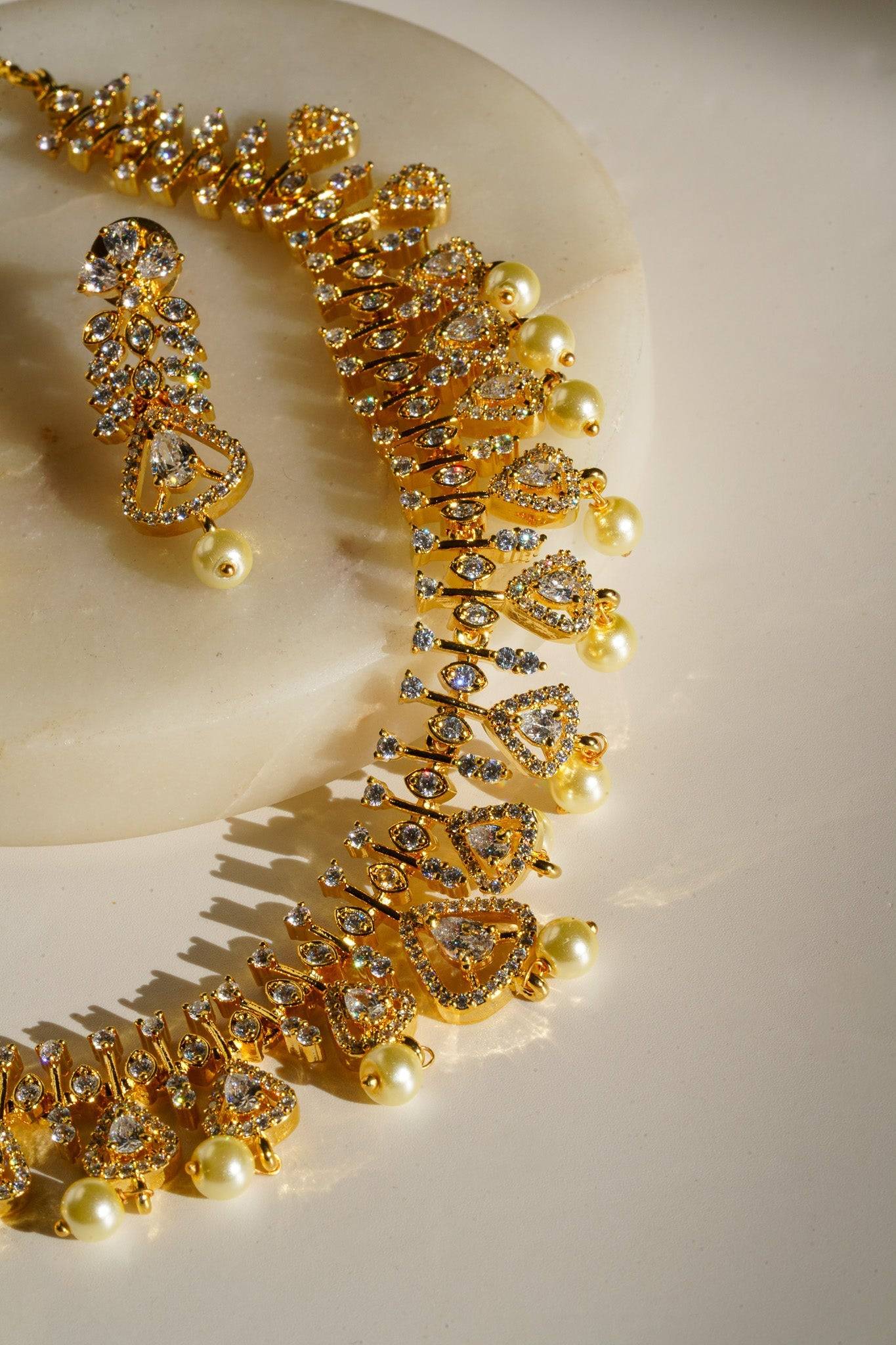 Oishi - Classic Necklace Set With Top Earrings Classic Necklace Set from Inaury