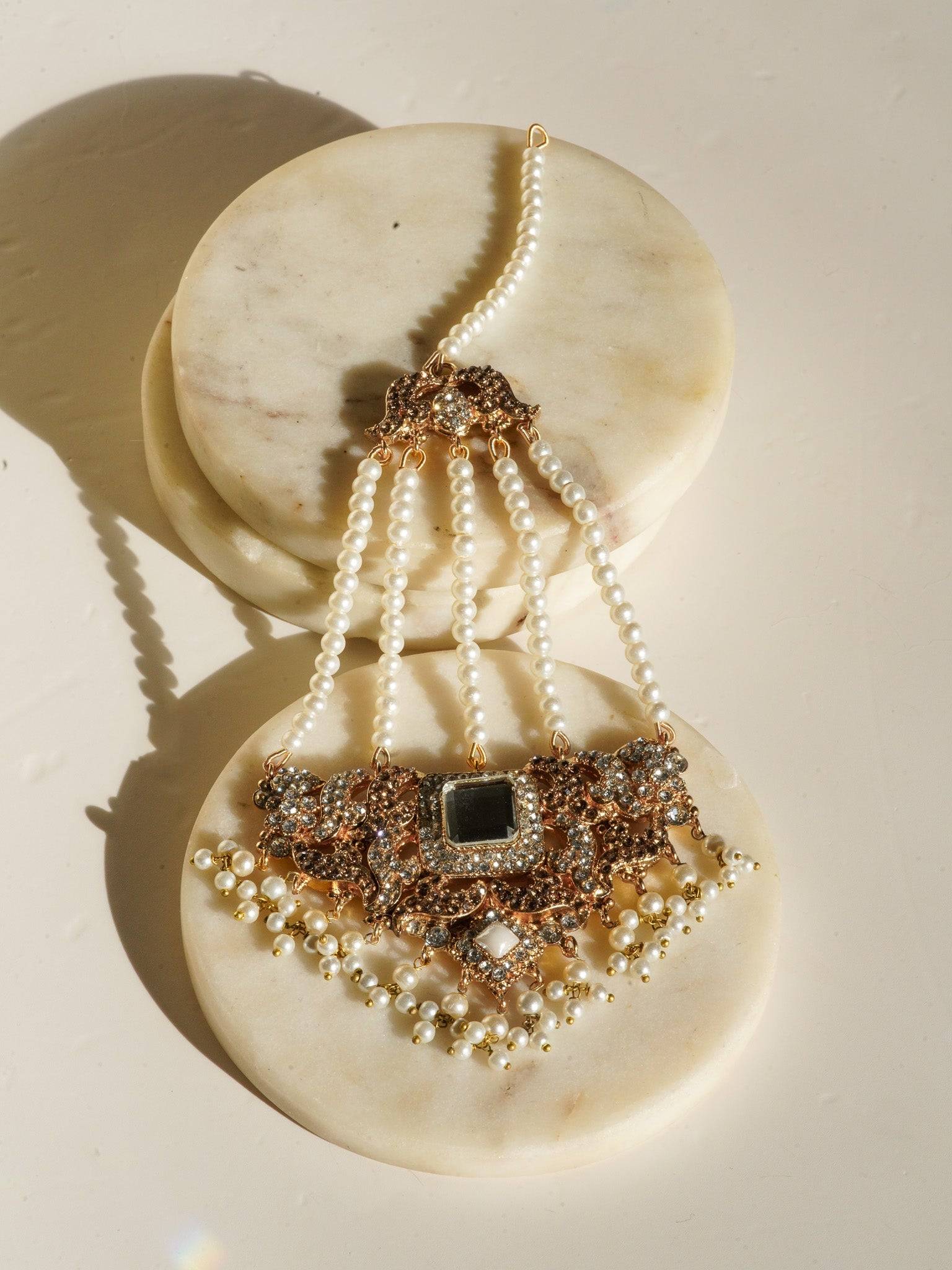 Shanzay - Mirror Embellished Choker Necklace Set Choker Necklace Set from Inaury