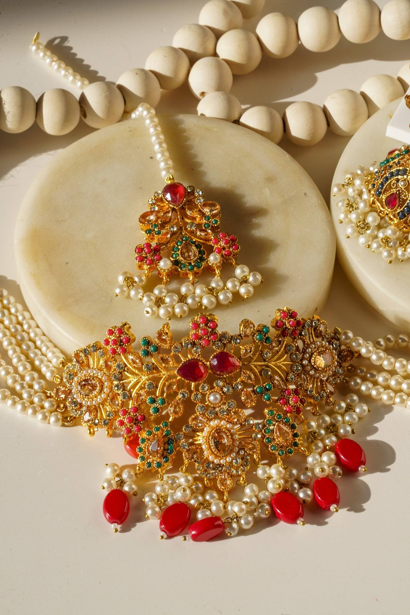 Zoya - Choker Necklace Set With Jhumka Earrings & Maang Tikka Choker Necklace Set from Inaury